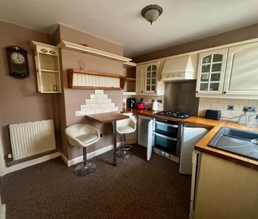 2 bedroom terraced house to rent - Photo 3