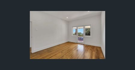 Character, Space & Ocean Views in a Prime Coogee Setting - Photo 5