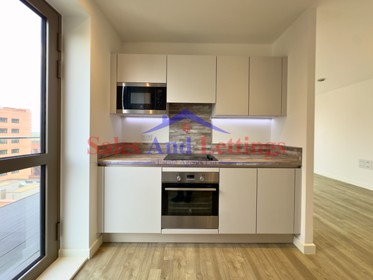 3 bedroom penthouse to rent - Photo 1