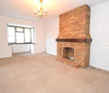 4 bedroom detached house to rent - Photo 1