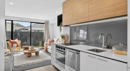 Two Bedroom On Percy Street! - Photo 2