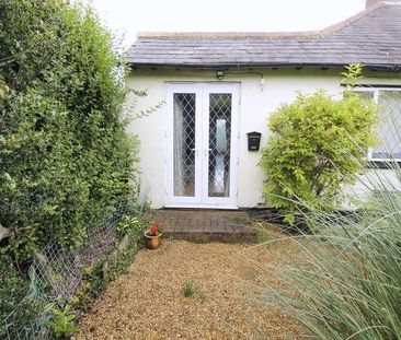 Petersham Avenue, Byfleet, KT14 - Photo 6