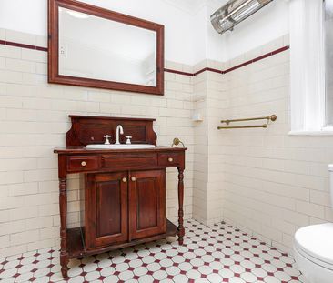 70 Balmain Road, Leichhardt NSW 2040 - House For Rent | Domain - Photo 5