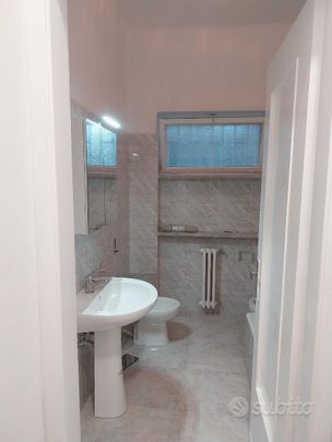 Appartamento con contratto transitorio - Photo 1