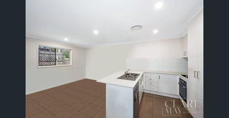 Modern Comfort with Ducted Air & Solar in a Peaceful Complex - Photo 3