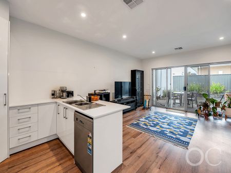 Open The Door to Contemporary Living With Effortless Style - Photo 2