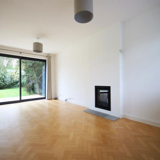 4 Bedroom Detached To Let - Photo 1