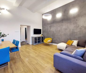 Klimatyczne, wysokie 3 pokoje z antresolą 76.6 m² - Zdjęcie 4