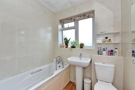 3 bedroom duplex to rent - Photo 4