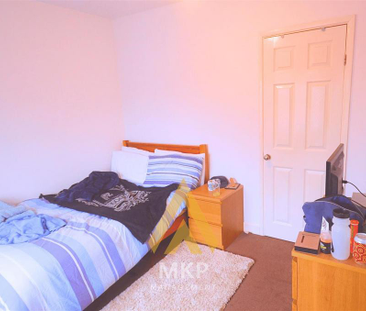 3 bedroom terraced house to rent - Photo 6 | Rentumo