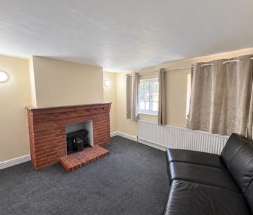 2 bedroom semi-detached house to rent - Photo 5