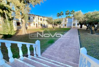 Beautiful apartment with stunning views of the salt la