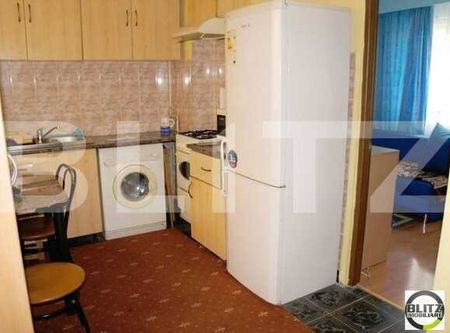 Apartament 2 camere, 47 mp, decomandat, parcare, zona Casa Piratilor - Photo 5