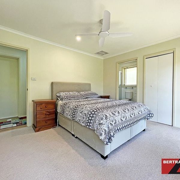 Idyllic family home, not just a rental! - Photo 1