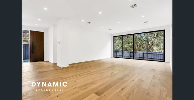 Spacious 4 Bedroom & Within The School Zone! - Photo 1