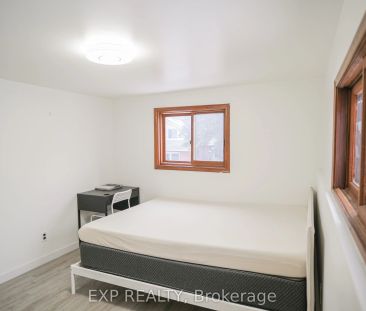 6156 Barker Street #Upper - Photo 2