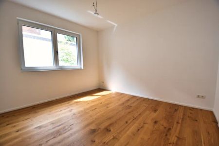 Exklusive Neubauwohnung mit Terrasse und Garten! 90qm, hochwertige Einbauküche, Parkett, Rolläden... - Photo 5