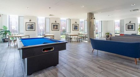 1 bedroom in a flat share to rent - Photo 4