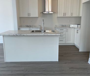 For Lease - 9266 Griffon Street, Niagara Falls, Ontario - Photo 4