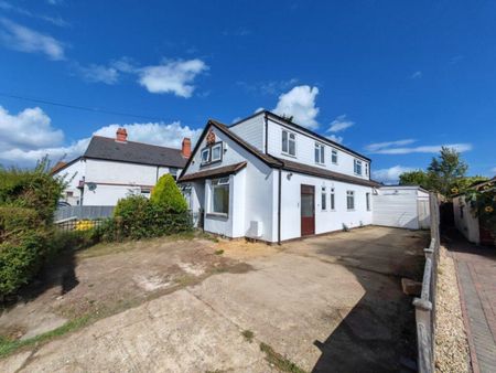 8 bedroom House To Let - Photo 2