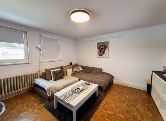Idyllisches Dachgeschoßwohnung mit großem Balkon und Grünblick in Linz - Photo 1