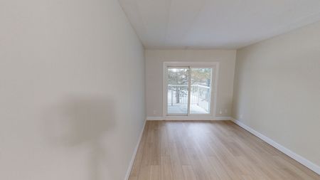 348 Zephyr Avenue, Ottawa, ON - Photo 5