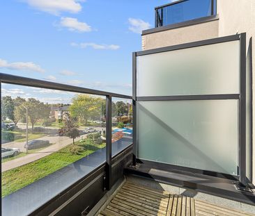 For Lease - 4030 Parkside Village Drive Unit# 10, Mississauga, Ontario - Photo 5