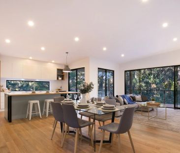 Luxury Executive Residence where Sophistication Meets Comfort - Photo 6