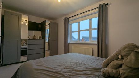 2 bedroom semi-detached house to rent - Photo 5