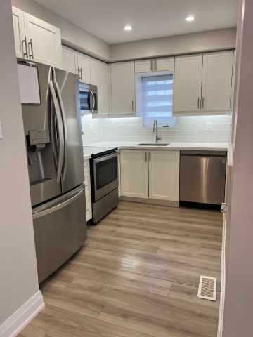 For Lease - 1175 Valley Farm Road Unit# 32, Pickering, Ontario - Photo 5