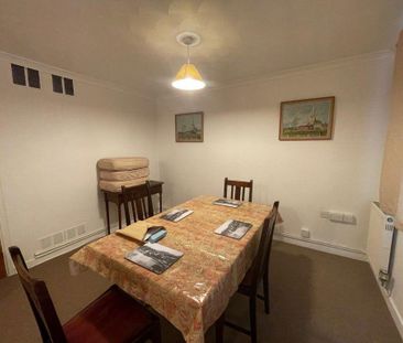 3 bedroom house to rent - Photo 2