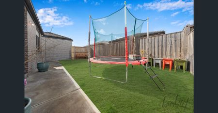 Modern Comfort & Convenience in the Heart of Donnybrook - Photo 5