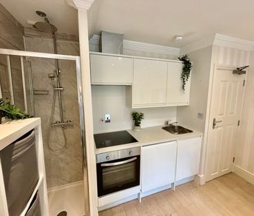 Studio Flat, Stanwick Road, W14 - Photo 4
