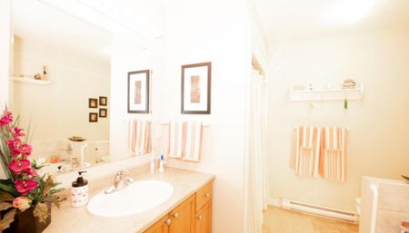 300 Reynolds Street - Photo 5