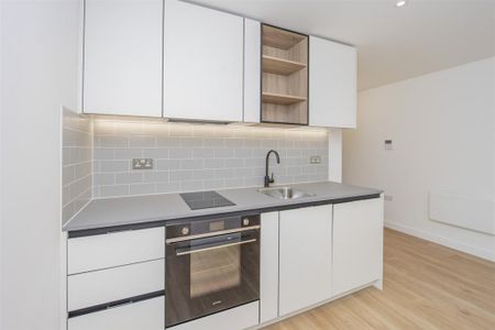 Studio to rent - Photo 5