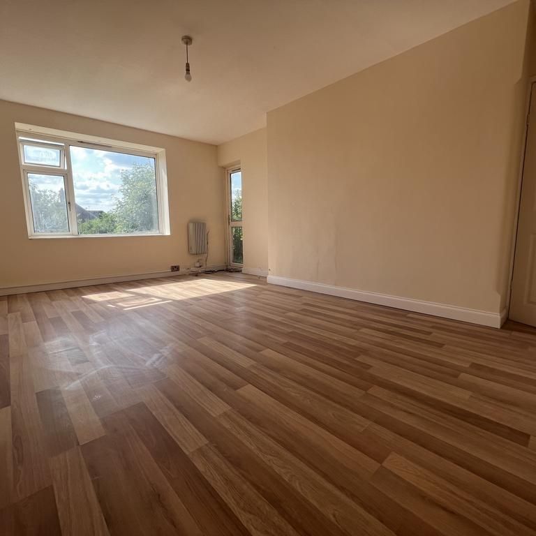 2 bedroom maisonette to rent - Photo 1