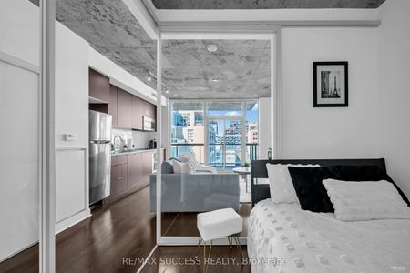 Victory Lofts - Photo 2