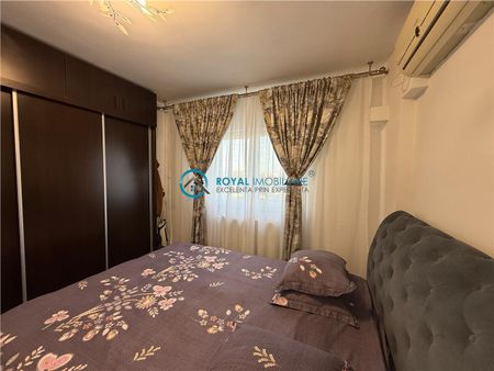 Royal Imobiliare Inchiriere apartament zona Ultracentrala - Photo 4