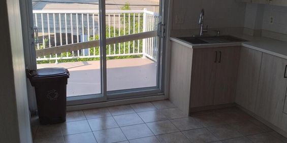 NOUVEAU ROSEMONT: GRAND 4 ½ RÉNOVÉ, TERR - Photo 3