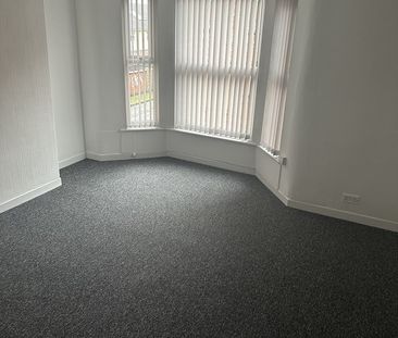 3 Bed Terraced House, Craven St, CH41 - Photo 3