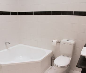 195B Cumberland Street, City Centre, Dunedin - Photo 6