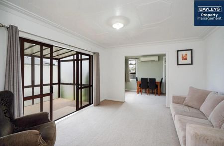 Family Home - Photo 4