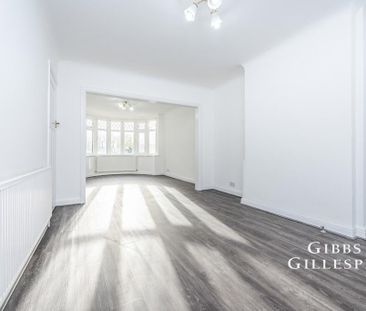 3 bedroom semi-detached house to rent - Photo 4