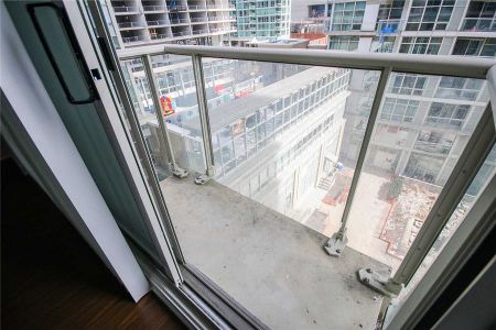 For Lease - 9 Spadina Avenue Unit# 618, Toronto, Ontario - Photo 4
