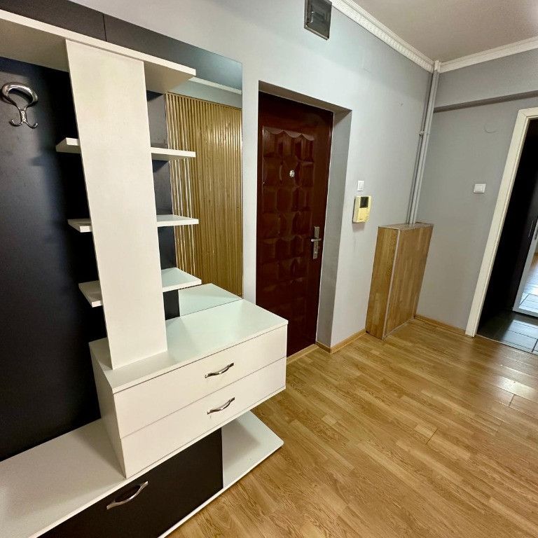 CC/897 De închiriat apartament cu 2 camere în Tg Mureș - Tudor - Fotografie 1