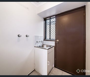 Location Location! - Photo 6