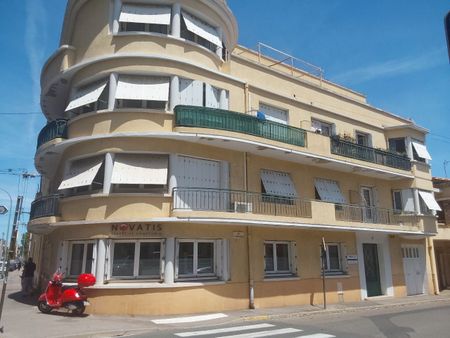 Location Appartement 4 pièces 81m² NARBONNE 11100 - Photo 5