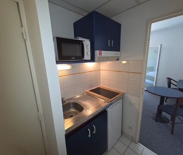 Location Appartement 1 pièce 22m² ANTIBES 06600 - Photo 4