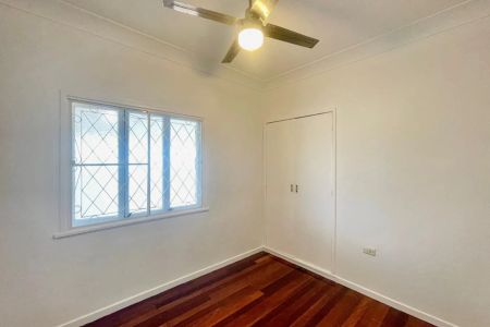 Charming Family Home with Spacious Living and Outdoor Entertaining – Everton Park - Photo 3