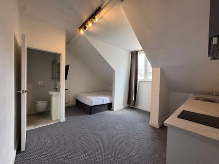 Studio Flat, Bond Street, W5 - Photo 3